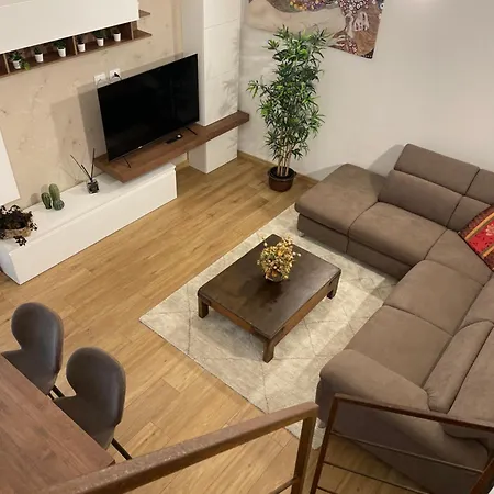 Holiday home Loft Zerouno *